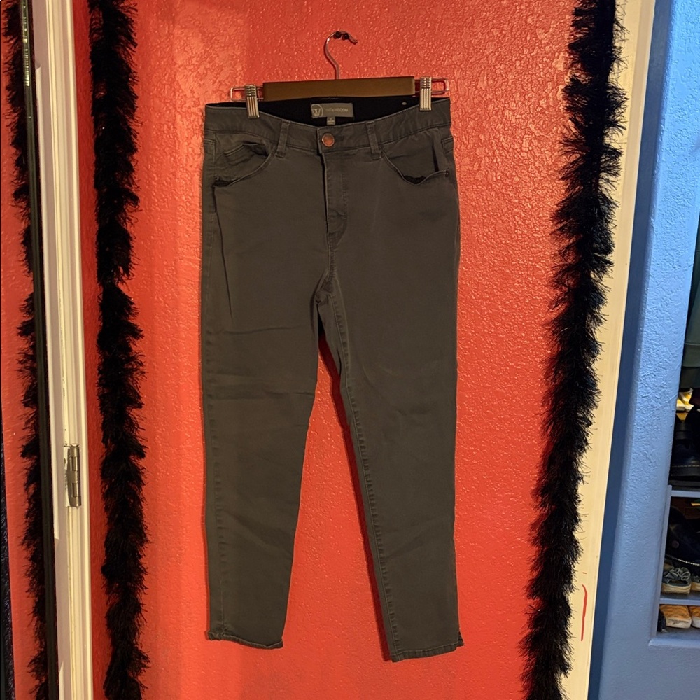 Wit & Wisdom Charcoal Skinny Jeans - Stretch - Size 8
